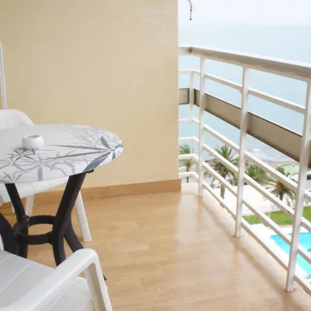 Apartment La Roca *