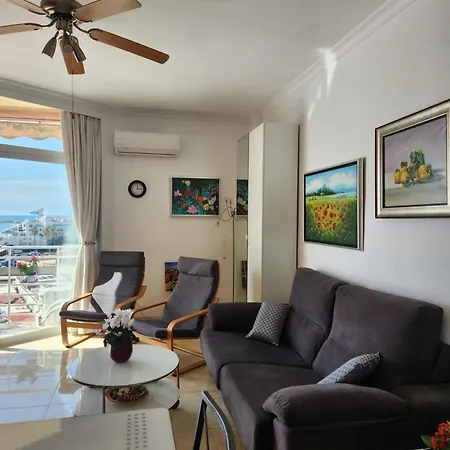 La Roca Apartment